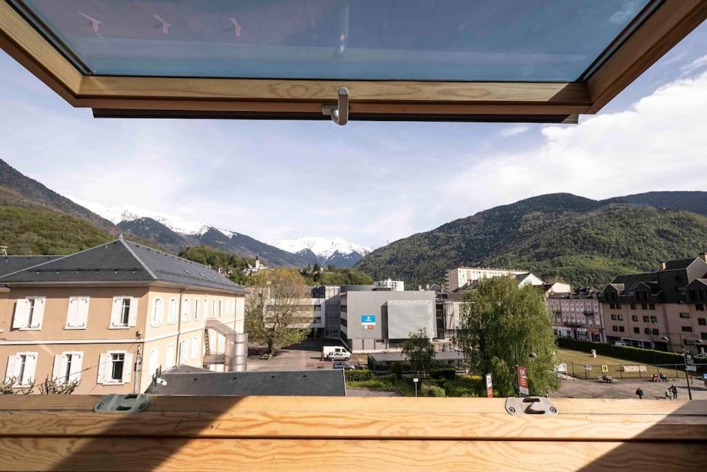 Cocon Sous Les Toits Albertville Exterior foto